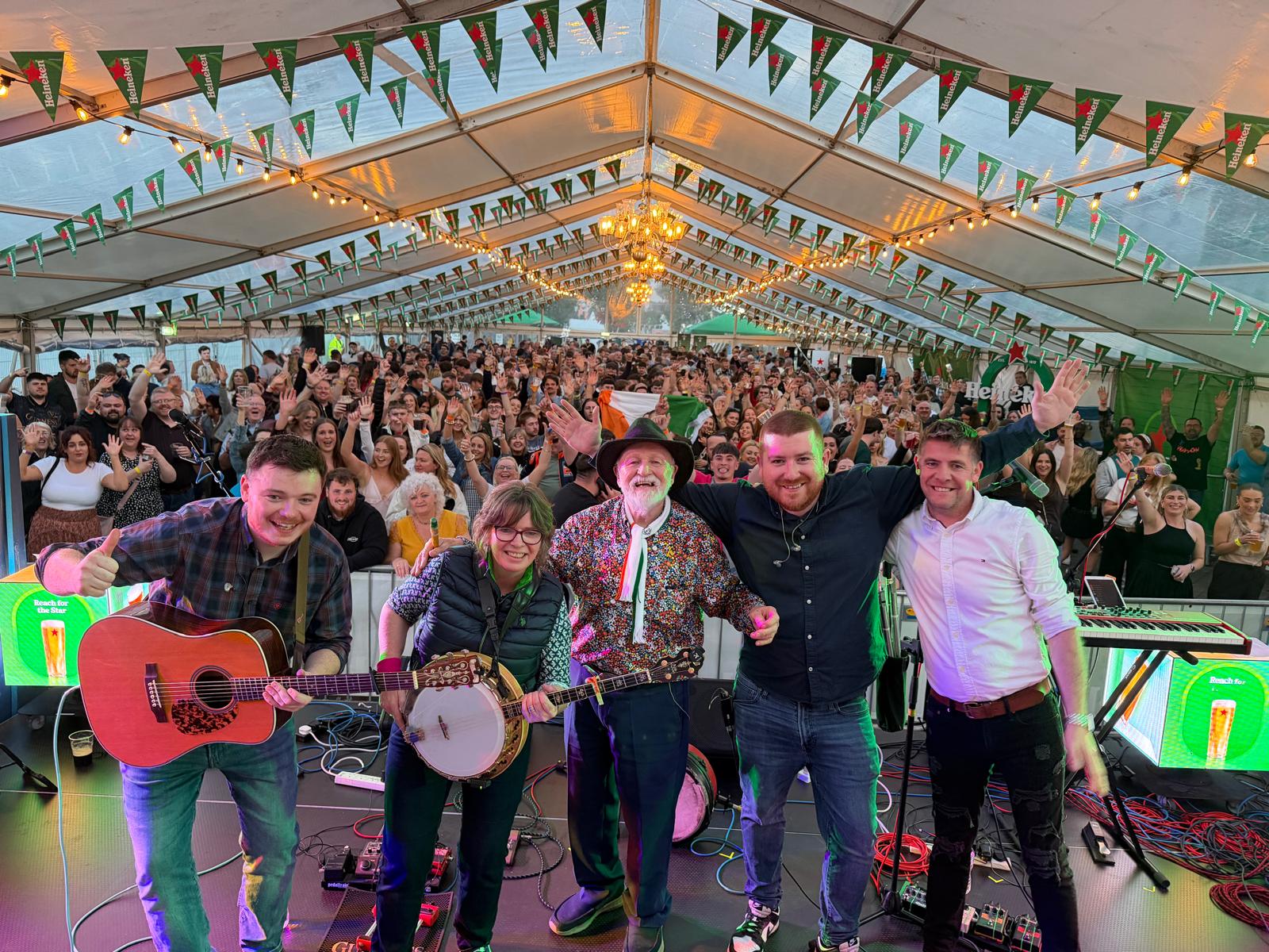 Derek Warfield & The Young Wolfe Tones Photo